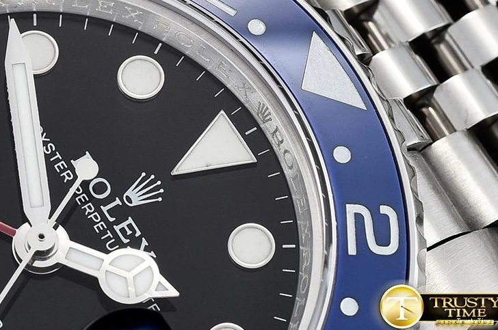 1209 ROLGMT147B – GMT Master II Durable 979